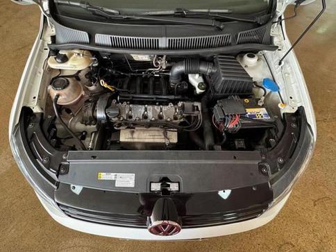 VOLKSWAGEN FOX 1.6 MSI TOTAL FLEX CONNECT 4P I-MOTION