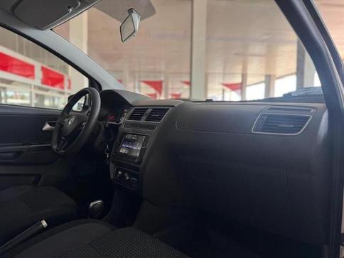 VOLKSWAGEN FOX 1.6 MSI TOTAL FLEX CONNECT 4P I-MOTION