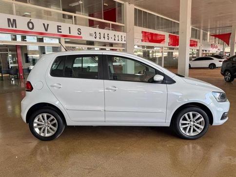 VOLKSWAGEN FOX 1.6 MSI TOTAL FLEX CONNECT 4P I-MOTION