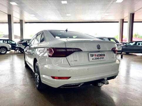 VOLKSWAGEN JETTA R-LINE 250 TSI 1.4 FLEX 16V AUT.