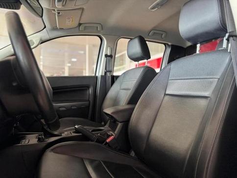 FORD RANGER 3.2 LIMITED 4X4 CD 20V DIESEL 4P AUT