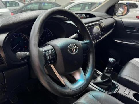 TOYOTA HILUX CD 4X4 2.8 DIESEL MEC.