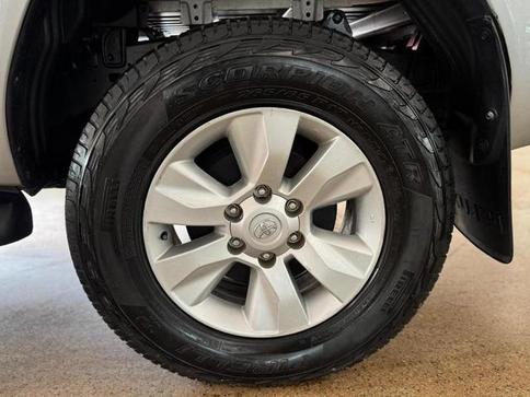 TOYOTA HILUX CD 4X4 2.8 DIESEL MEC.