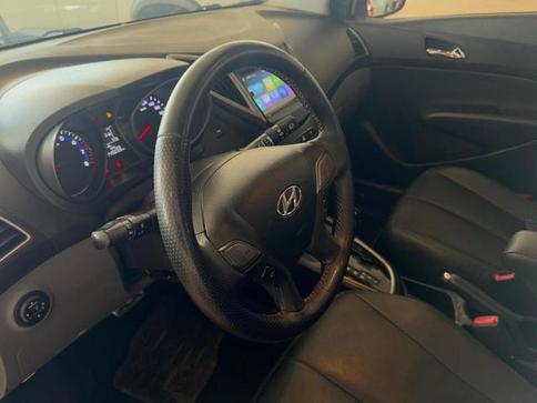 HYUNDAI HB20X PREMIUM 1.6 FLEX 16V AUT. 4P