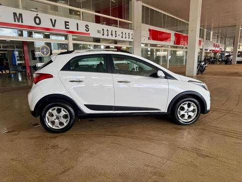 HYUNDAI HB20X PREMIUM 1.6 FLEX 16V AUT. 4P