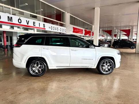 JEEP COMMANDER OVERLAND T270 1.3 TB FLEX AUT