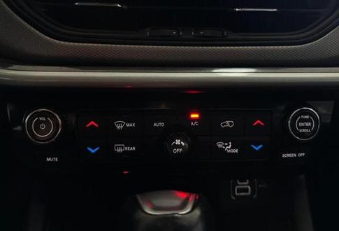 JEEP COMPASS LONGITUDE T270 TURBO FLEX AUT.