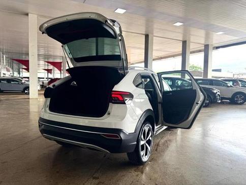 VOLKSWAGEN NIVUS HIGHLINE 1.0 200 TSI FLEX AUT.
