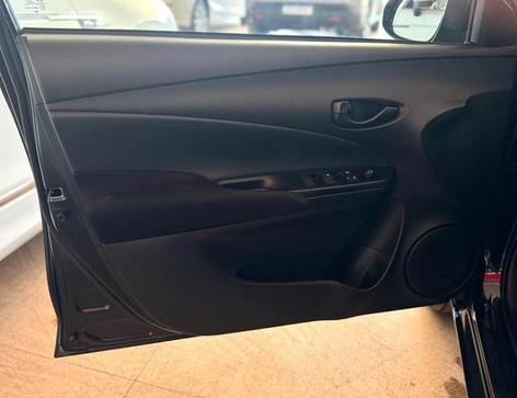 TOYOTA YARIS 1.5 16V FLEX SEDAN XL LIVE MULTIDRIVE