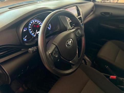 TOYOTA YARIS 1.5 16V FLEX SEDAN XL LIVE MULTIDRIVE