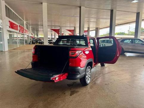 FIAT STRADA FREEDOM 1.3 FLEX 8V CD