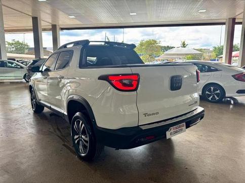 FIAT TORO FREEDOM 1.3 T270 4X2 FLEX AUT