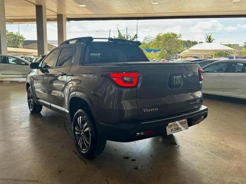 FIAT TORO FREEDOM 1.3 T270 4X2 FLEX AUT
