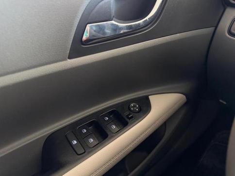 HYUNDAI HB20S PLATINUM PLUS 1.0 TB FLEX 12V AUT