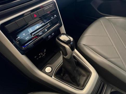 VOLKSWAGEN T-CROSS 200 TSI COMFORTLINE AUT