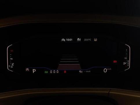 VOLKSWAGEN T-CROSS 200 TSI COMFORTLINE AUT