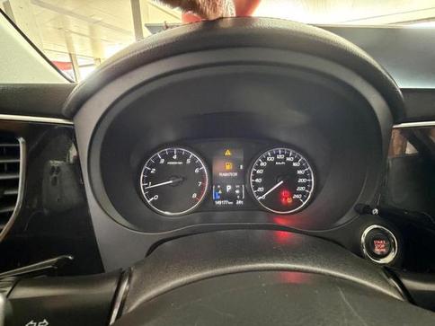 MITSUBISHI OUTLANDER 2.0 COMFORT 7 LUGARES AUT