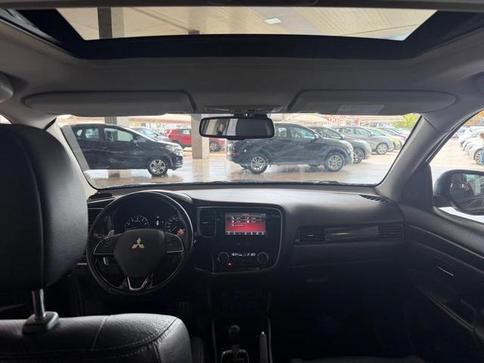 MITSUBISHI OUTLANDER 2.0 COMFORT 7 LUGARES AUT
