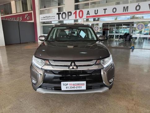 MITSUBISHI OUTLANDER 2.0 COMFORT 7 LUGARES AUT