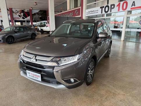 MITSUBISHI OUTLANDER 2.0 COMFORT 7 LUGARES AUT