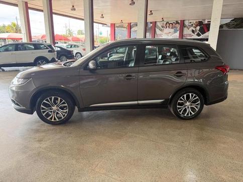 MITSUBISHI OUTLANDER 2.0 COMFORT 7 LUGARES AUT