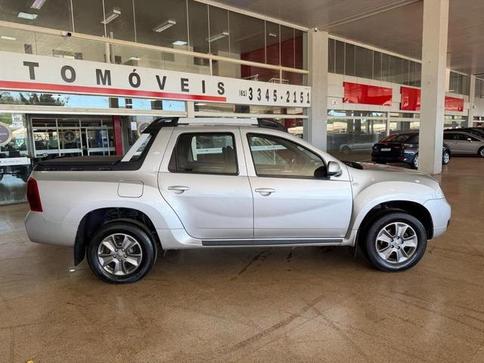 RENAULT DUSTER OROCH 2.0 16V FLEX DYNAMIQUE 4P AUTOMATICO