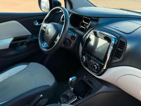 RENAULT CAPTUR INTENSE 1.6 16V FLEX 5P AUT