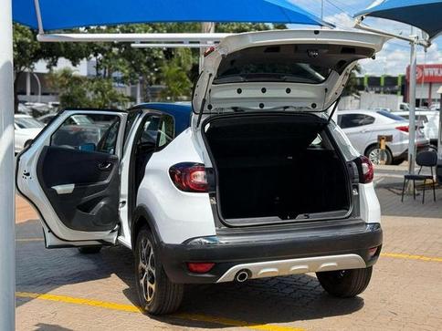 RENAULT CAPTUR INTENSE 1.6 16V FLEX 5P AUT