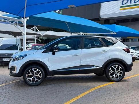 RENAULT CAPTUR INTENSE 1.6 16V FLEX 5P AUT