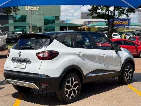 RENAULT CAPTUR INTENSE 1.6 16V FLEX 5P AUT
