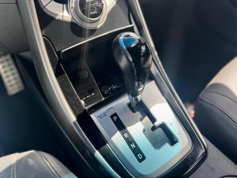 HYUNDAI ELANTRA GLS 2.0 16V 4P