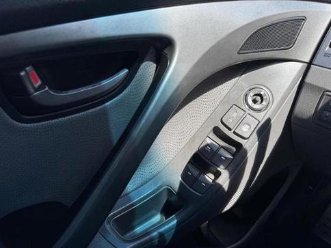 HYUNDAI ELANTRA GLS 2.0 16V 4P