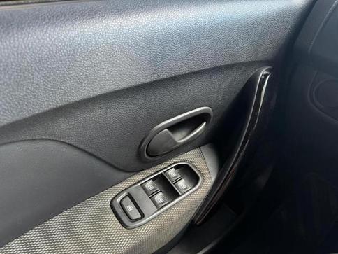 RENAULT LOGAN 1.0 12V SCE FLEX ZEN