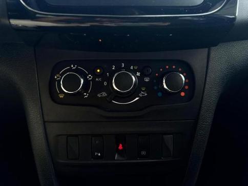 RENAULT LOGAN 1.0 12V SCE FLEX ZEN