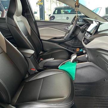 CHEVROLET ONIX 10TAT PR2