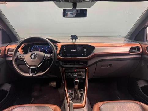 VOLKSWAGEN T CROSS CL TSI AD