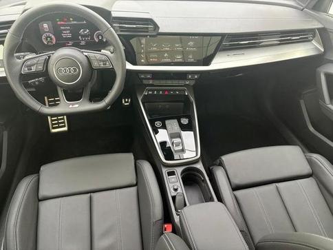 AUDI A3 SEDAN PERFORMANCE BLACK 2.0 TFSI