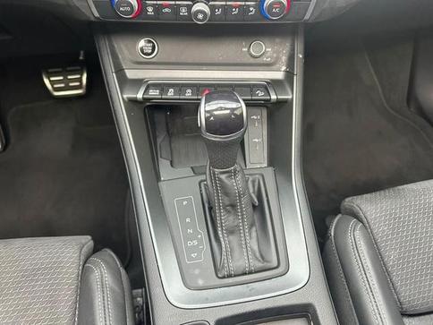 AUDI Q3 PERFORMANCE BLACK SLINE 2.0 QUATTRO