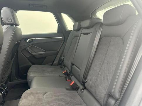 AUDI Q3 PERFORMANCE BLACK SLINE 2.0 QUATTRO