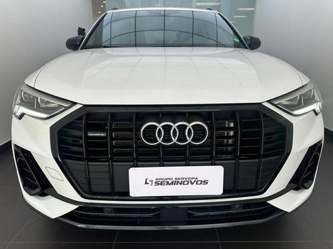 AUDI Q3 PERFORMANCE BLACK SLINE 2.0 QUATTRO