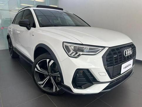 AUDI Q3 PERFORMANCE BLACK SLINE 2.0 QUATTRO