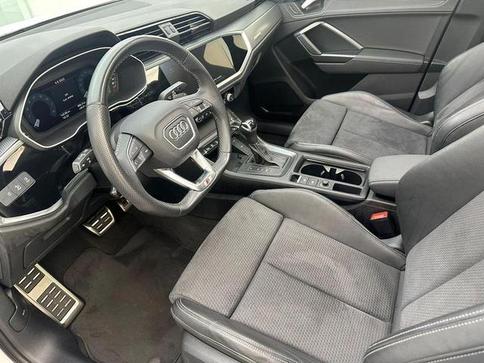 AUDI Q3 PERFORMANCE BLACK SLINE 2.0 QUATTRO