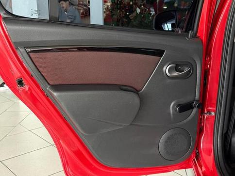 RENAULT SANDERO 1.6 STEPWAY 16V FLEX 4P MANUAL