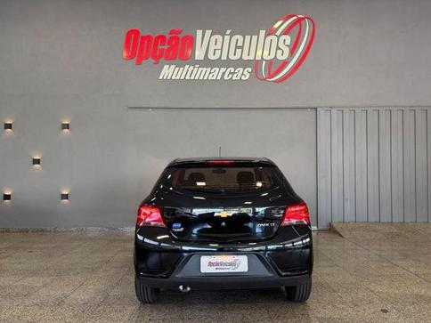 CHEVROLET ONIX 1.0MT LT