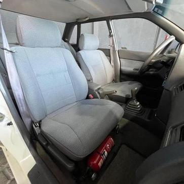 SUBARU LEGACY GL 1.8 4P