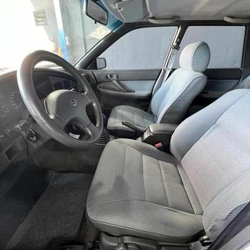 SUBARU LEGACY GL 1.8 4P