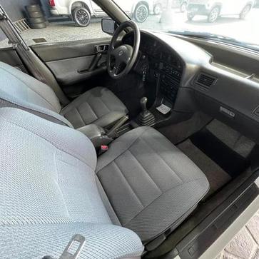 SUBARU LEGACY GL 1.8 4P