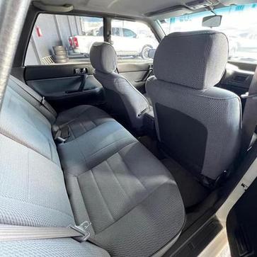 SUBARU LEGACY GL 1.8 4P