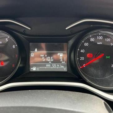 CHEVROLET ONIX PLUS 10MT LT2