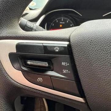 CHEVROLET ONIX PLUS 10MT LT2